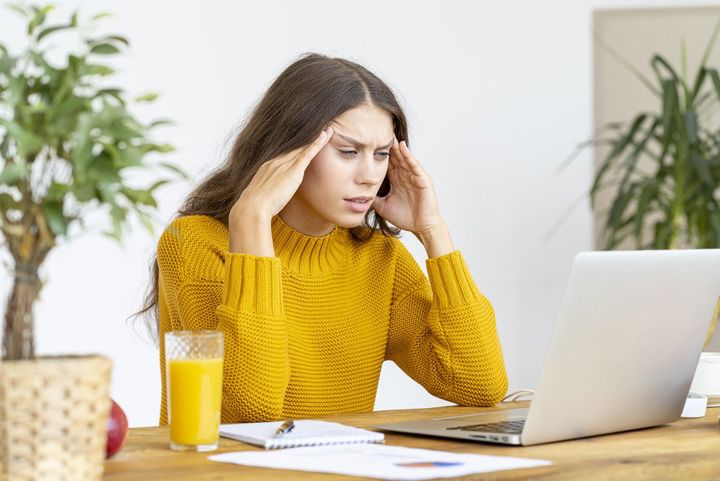 How to tell the difference between a bad headache and a migraine